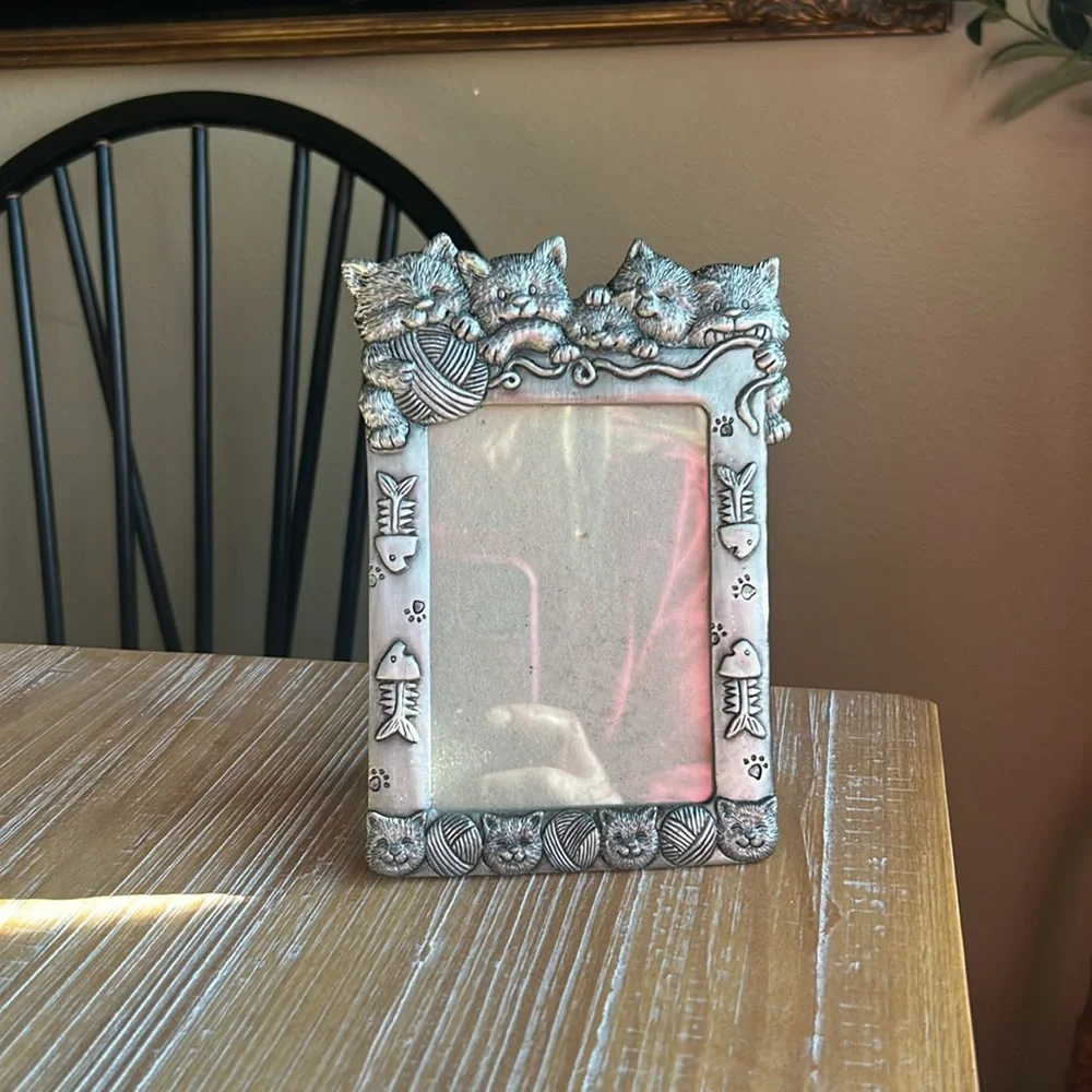 Vintage Cat Kitten Photo Frame.